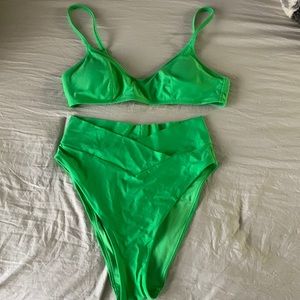 Women’a Aerie crossover high waisted bikini size M for both top and bottom.